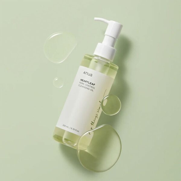 Anua Heartleaf Pore Control Cleansing Oil |
غسول زيتي من انوا بالهارتليف