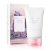 ## **SKIN1004 Madagascar Centella Poremizing Light Gel Cream** ✨💦 | كريم جل خفيف لتضييق المسام وترطيب البشرة ### **ما هو SKIN1004 Poremizing Light Gel Cream؟** **SKIN1004 Madagascar Centella Poremizing Light Gel Cream** هو كريم جل خفيف الوزن مصمم خصيصًا لتقليل مظهر **المسام الواسعة** وتنظيم إنتاج الزيوت في البشرة، مما يجعله مثاليًا للبشرة الدهنية والمختلطة. يحتوي على مستخلص **السنتيلا الآسيوية من مدغشقر** لتهدئة البشرة وتقليل الاحمرار، إلى جانب معادن طبيعية تعمل على تحسين نسيج البشرة ومنحها مظهرًا أكثر نعومة وانتعاشًا. يتميز بقوامه الخفيف سريع الامتصاص، مما يمنح البشرة ترطيبًا عميقًا دون أن يترك أي ملمس دهني. ### **فوائد SKIN1004 Poremizing Light Gel Cream** ✅ **يقلل من مظهر المسام**: يساعد على تضييق المسام وتنظيم إفراز الدهون لمنح البشرة مظهرًا ناعمًا. ✅ **يرطب البشرة بعمق**: يمنح البشرة ترطيبًا يدوم طوال اليوم بفضل تركيبته الغنية بالمستخلصات الطبيعية. ✅ **يهدئ البشرة الحساسة**: يقلل التهيج والاحمرار الناتج عن العوامل البيئية. ✅ **قوام جل خفيف الوزن**: لا يسبب انسداد المسام أو الشعور باللزوجة، مما يجعله مثاليًا للبشرة الدهنية والمختلطة. ✅ **يمنح إشراقة طبيعية**: يعزز نضارة البشرة ويجعلها تبدو أكثر صحة ونقاءً. ### **طريقة الاستخدام** 1️⃣ بعد تنظيف البشرة واستخدام التونر، ضعي كمية مناسبة من الكريم الجل على الوجه والرقبة. 2️⃣ دلكي الكريم بلطف حتى تمتصه البشرة تمامًا. 3️⃣ استخدميه صباحًا ومساءً كجزء من روتين العناية بالبشرة. 4️⃣ يمكن استخدامه كقاعدة خفيفة قبل المكياج للحصول على بشرة ناعمة وخالية من اللمعان. ### **المكونات الفعالة** 🔹 **مستخلص السنتيلا الآسيوية من مدغشقر**: يهدئ البشرة ويحسن مرونتها. 🔹 **ملح البحر الوردي (Pink Himalayan Salt)**: غني بالمعادن التي تساعد في تقليل حجم المسام وتحسين مظهرها. 🔹 **مستخلصات نباتية مهدئة**: تعمل على ترطيب البشرة وحمايتها من التهيج. 🔹 **حمض الهيالورونيك**: يحافظ على ترطيب البشرة ويمنحها مظهرًا ممتلئًا وصحيًا. ### **لماذا تختار SKIN1004 Poremizing Light Gel Cream؟** ✔️ **مثالي للبشرة الدهنية والمختلطة** بفضل تركيبته الخفيفة والمنعشة. ✔️ **يعمل على تقليل المسام الواسعة** وتحسين نسيج البشرة. ✔️ **يوفر ترطيبًا دون انسداد المسام**، مما يجعله مناسبًا للبشرة المعرضة لحب الشباب. ✔️ **خالي من العطور والكحول**، مما يجعله مناسبًا للبشرة الحساسة. ### **كلمات مفتاحية لتحسين محركات البحث (SEO)** SKIN1004 Poremizing Light Gel Cream، كريم جل للبشرة الدهنية، كريم لتقليل المسام، SKIN1004 Centella، كريم خفيف الوزن، كريم ترطيب بدون لمعان، كريم جل بالسنتيلا، أفضل كريم للمسام الواسعة، SKIN1004 كريم جل، كريم لتوازن زيوت البشرة. 🔹 **احصل الآن على SKIN1004 Poremizing Light Gel Cream وتمتع ببشرة أكثر نقاءً وانتعاشًا!** 🛒💙✨